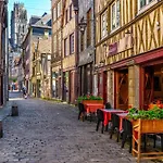 度假居 L'adresse Beauvoisine 2 Terrasse