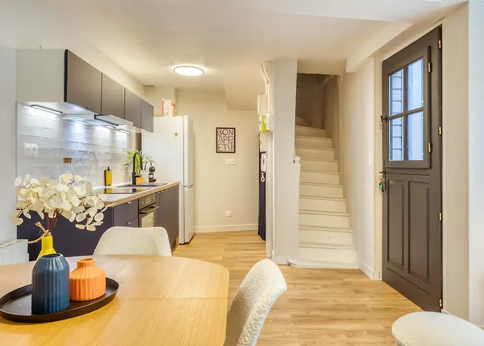 度假居 L'adresse Beauvoisine 2 Terrasse