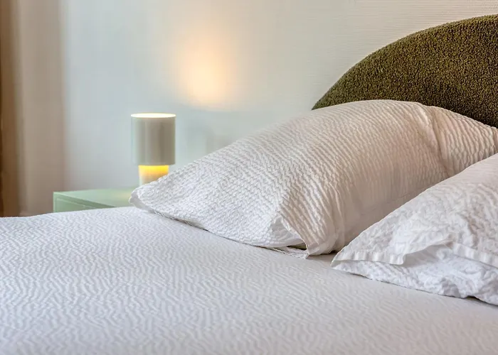 度假居 L'adresse Beauvoisine 2 Terrasse *